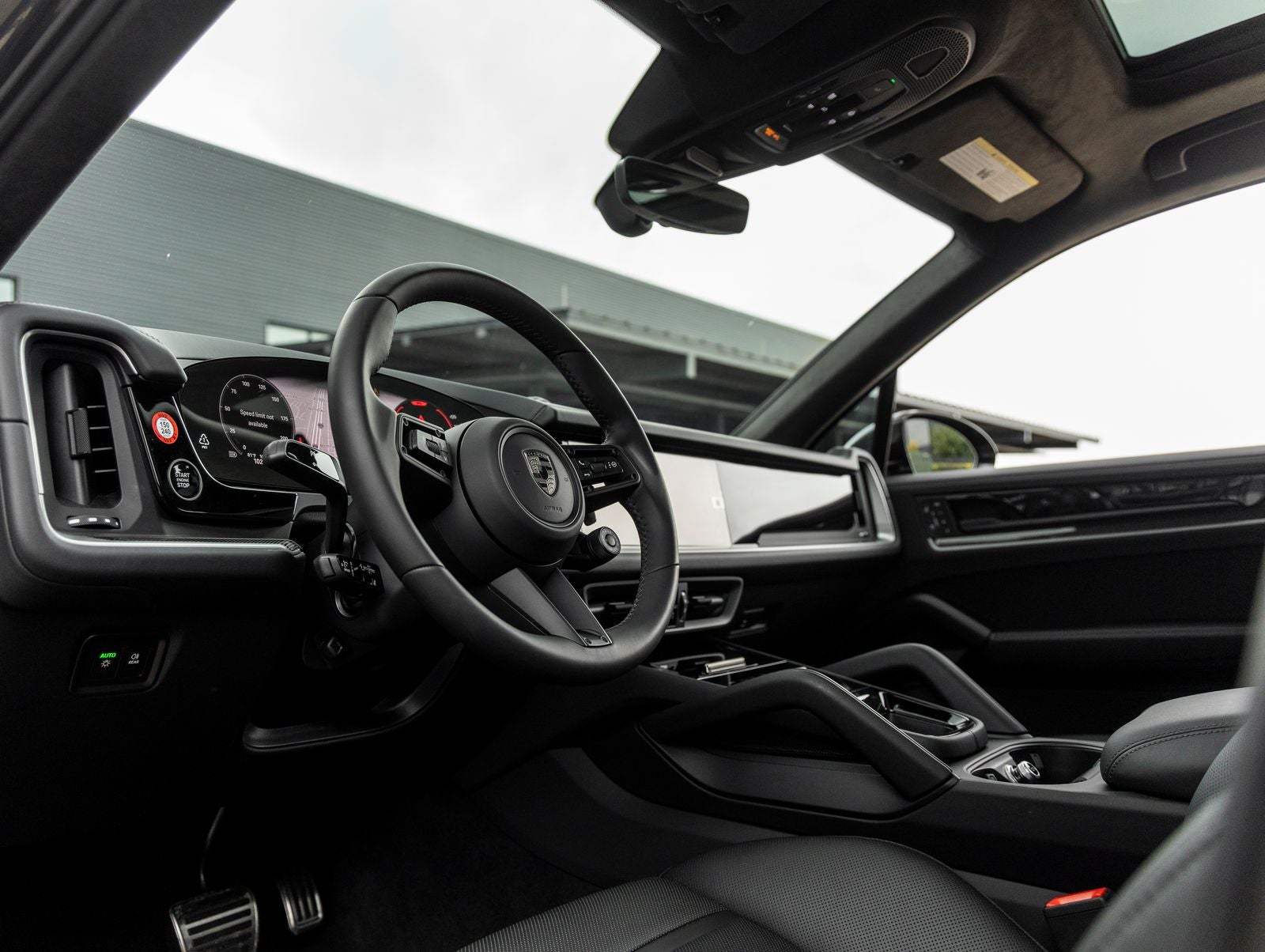 2025 Porsche Cayenne Turbo E-Hybrid
