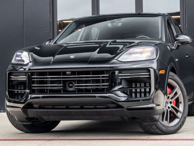 2025 Porsche Cayenne Turbo E-Hybrid