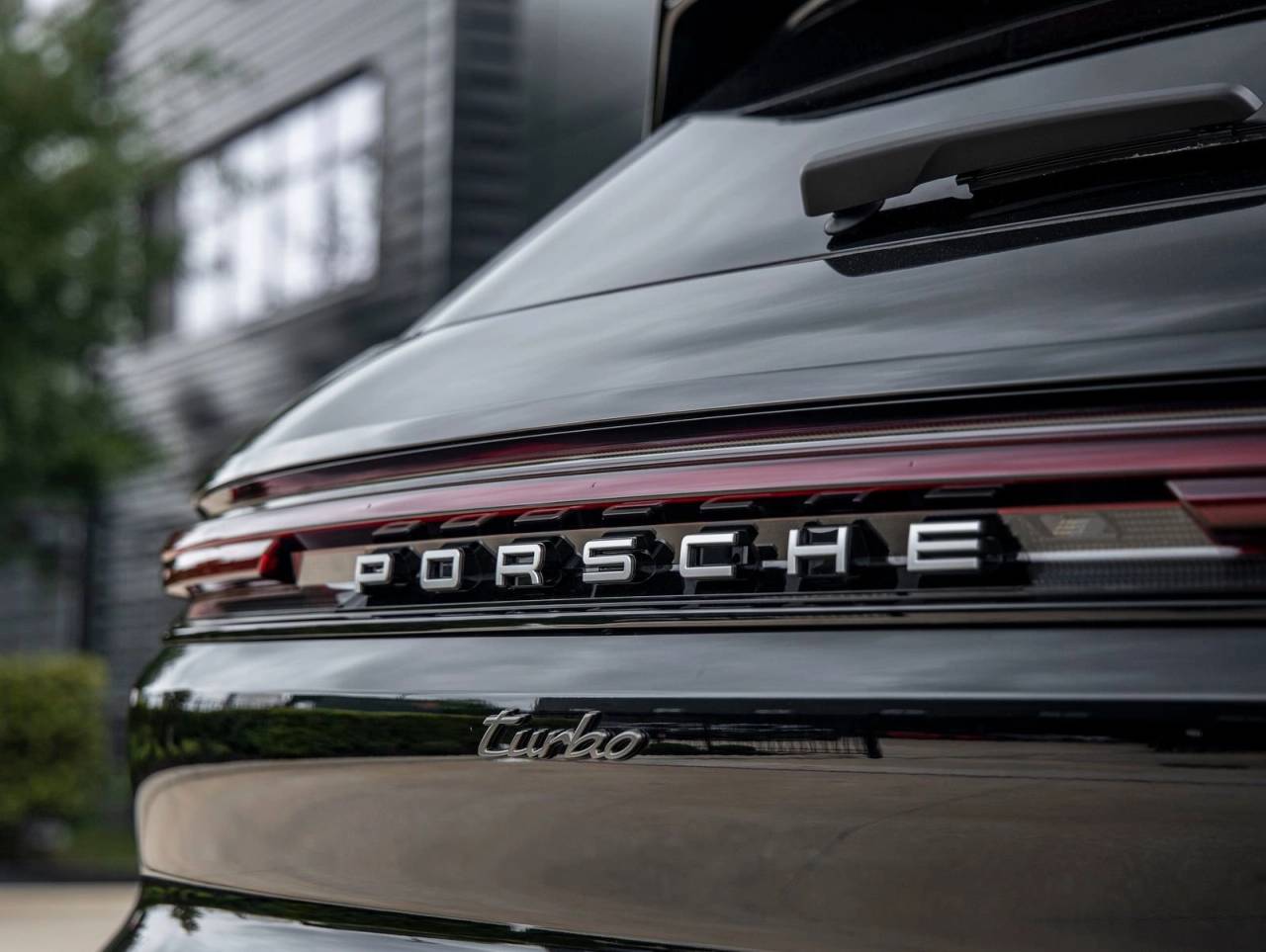 2025 Porsche Cayenne Turbo E-Hybrid