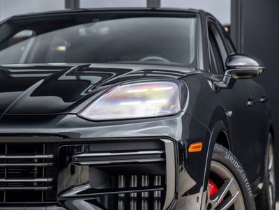 2025 Porsche Cayenne Turbo E-Hybrid