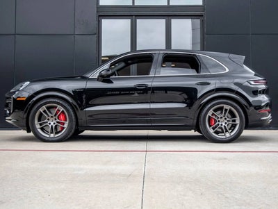 2025 Porsche Cayenne Turbo E-Hybrid