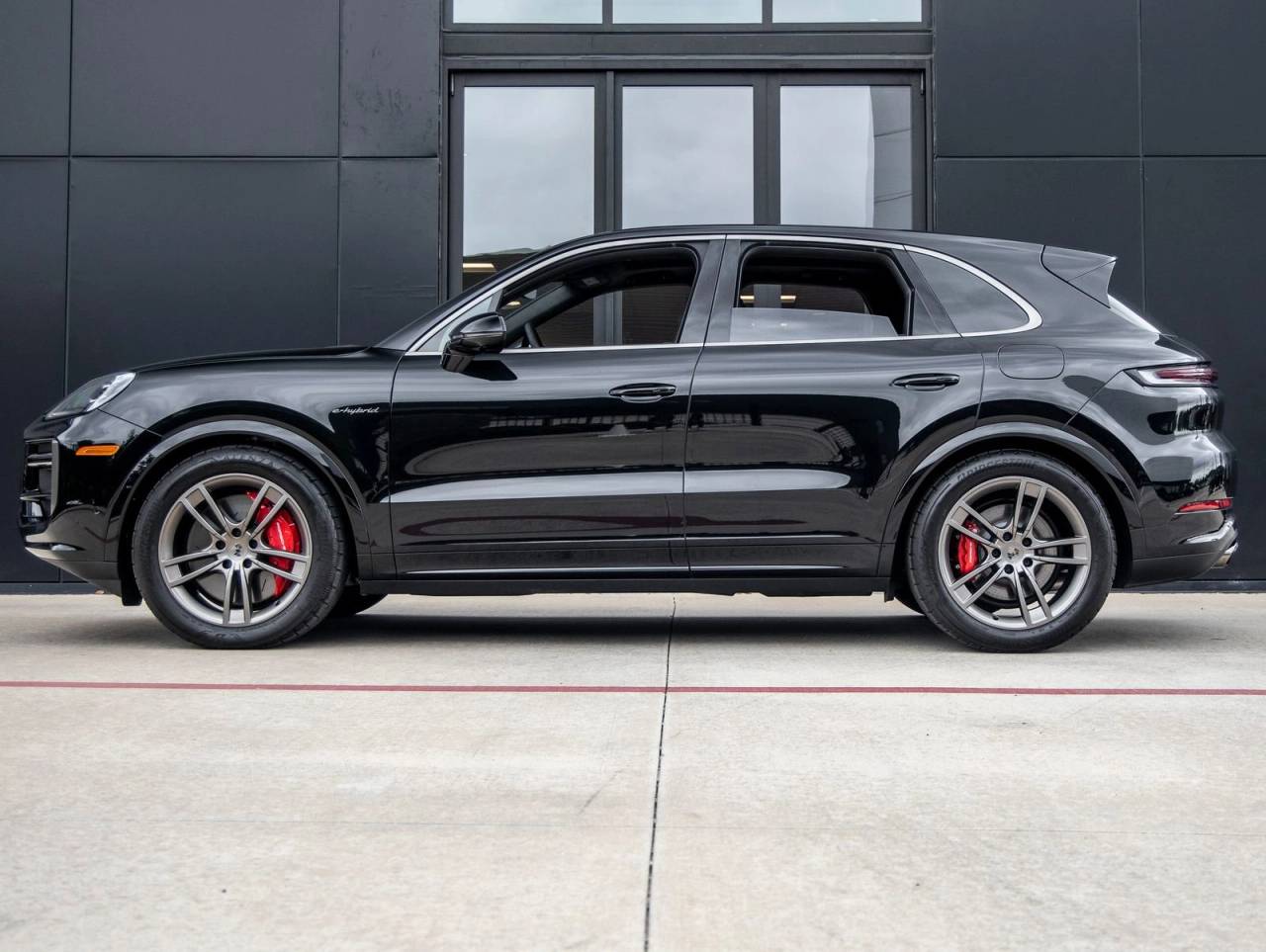 2025 Porsche Cayenne Turbo E-Hybrid