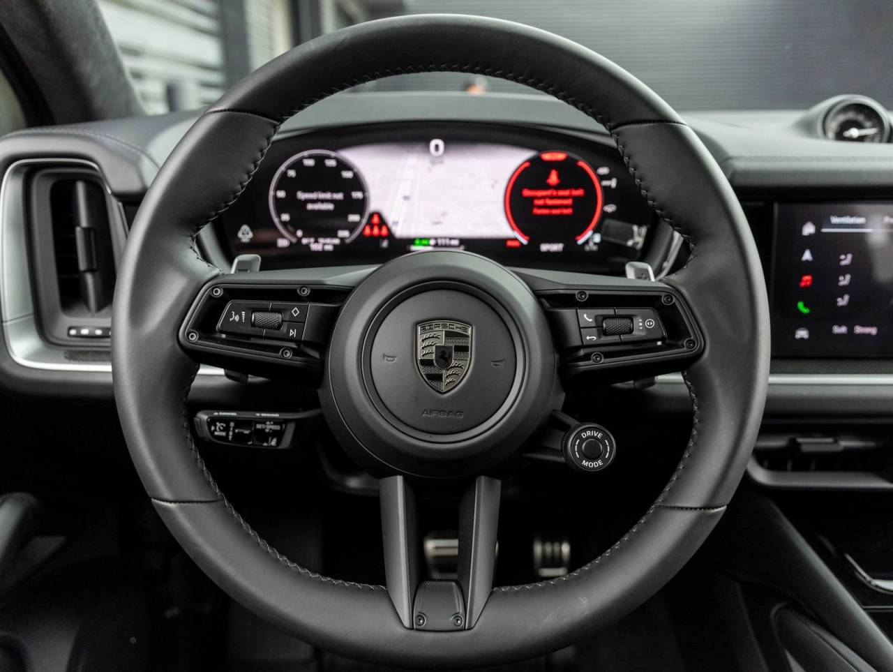 2025 Porsche Cayenne Turbo E-Hybrid