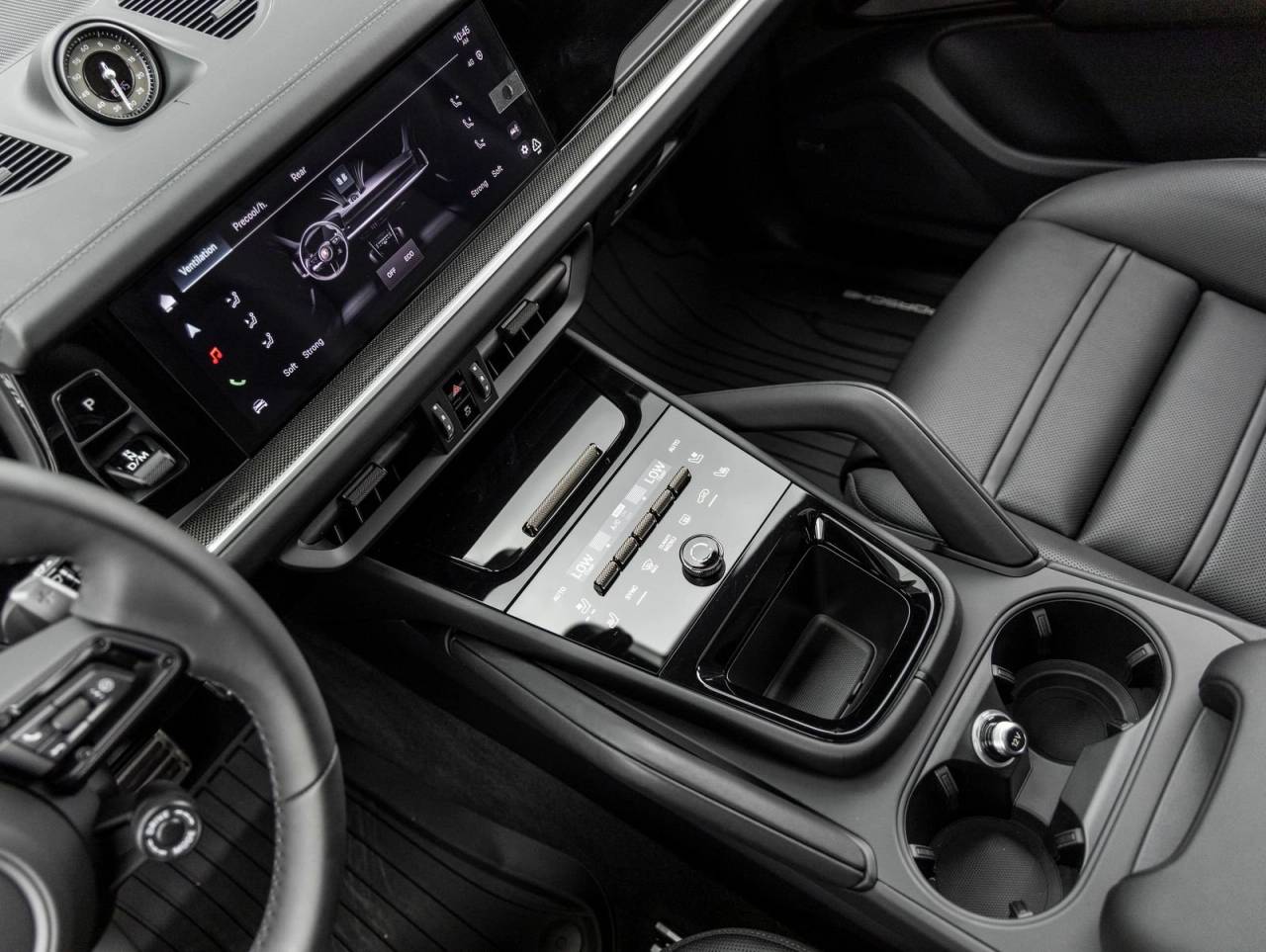 2025 Porsche Cayenne Turbo E-Hybrid
