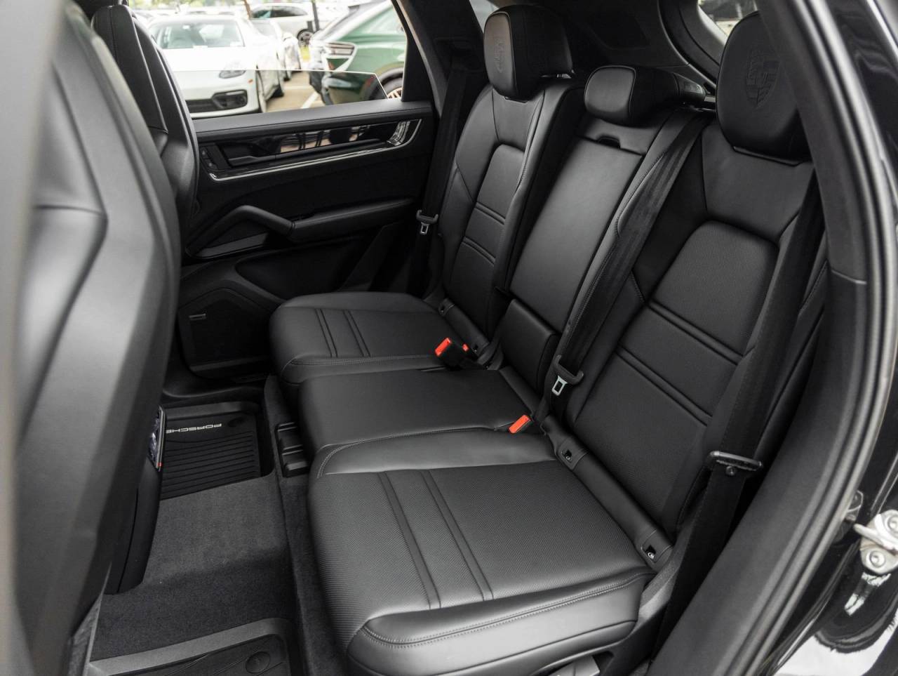 2025 Porsche Cayenne Turbo E-Hybrid