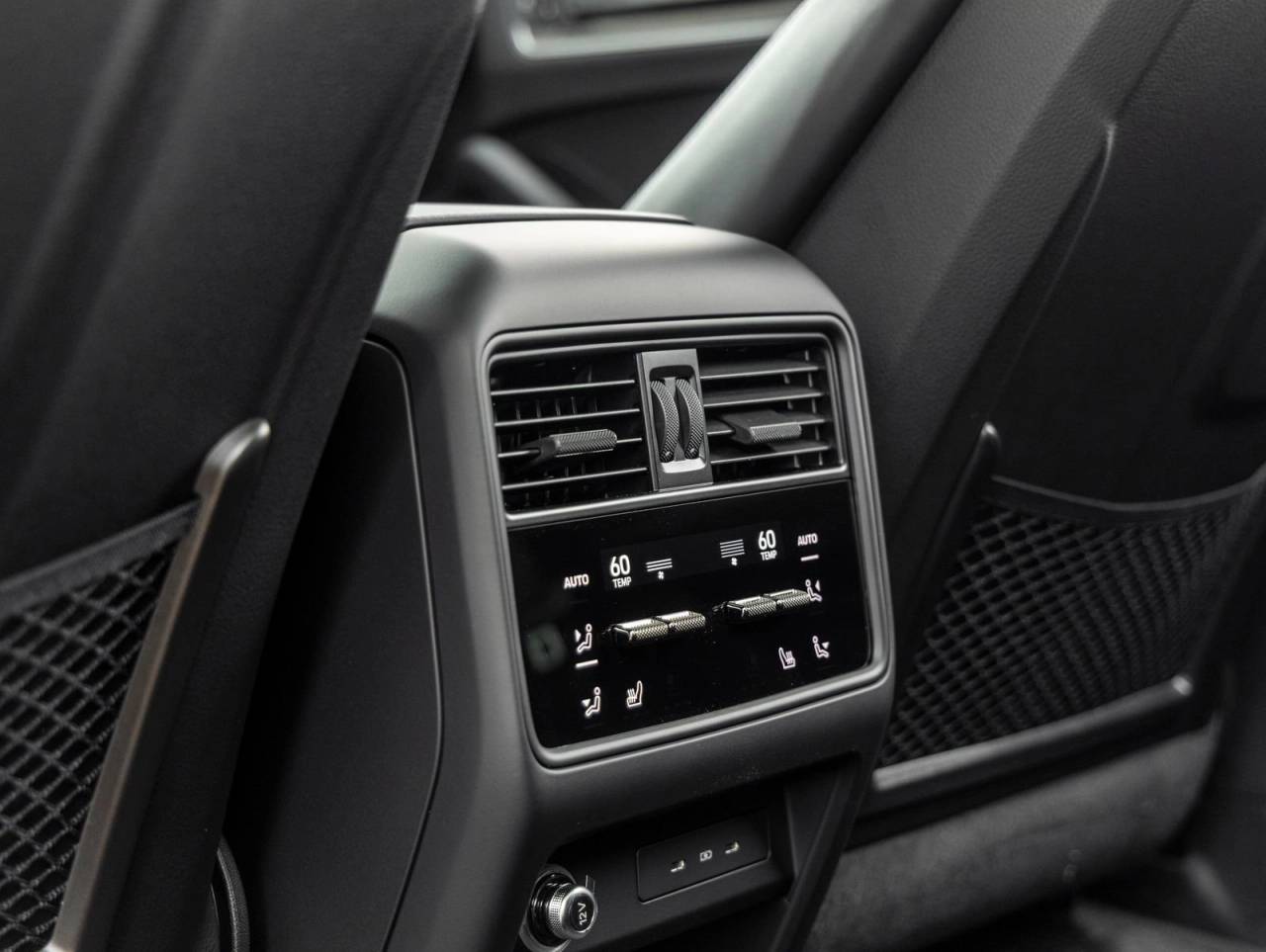 2025 Porsche Cayenne Turbo E-Hybrid
