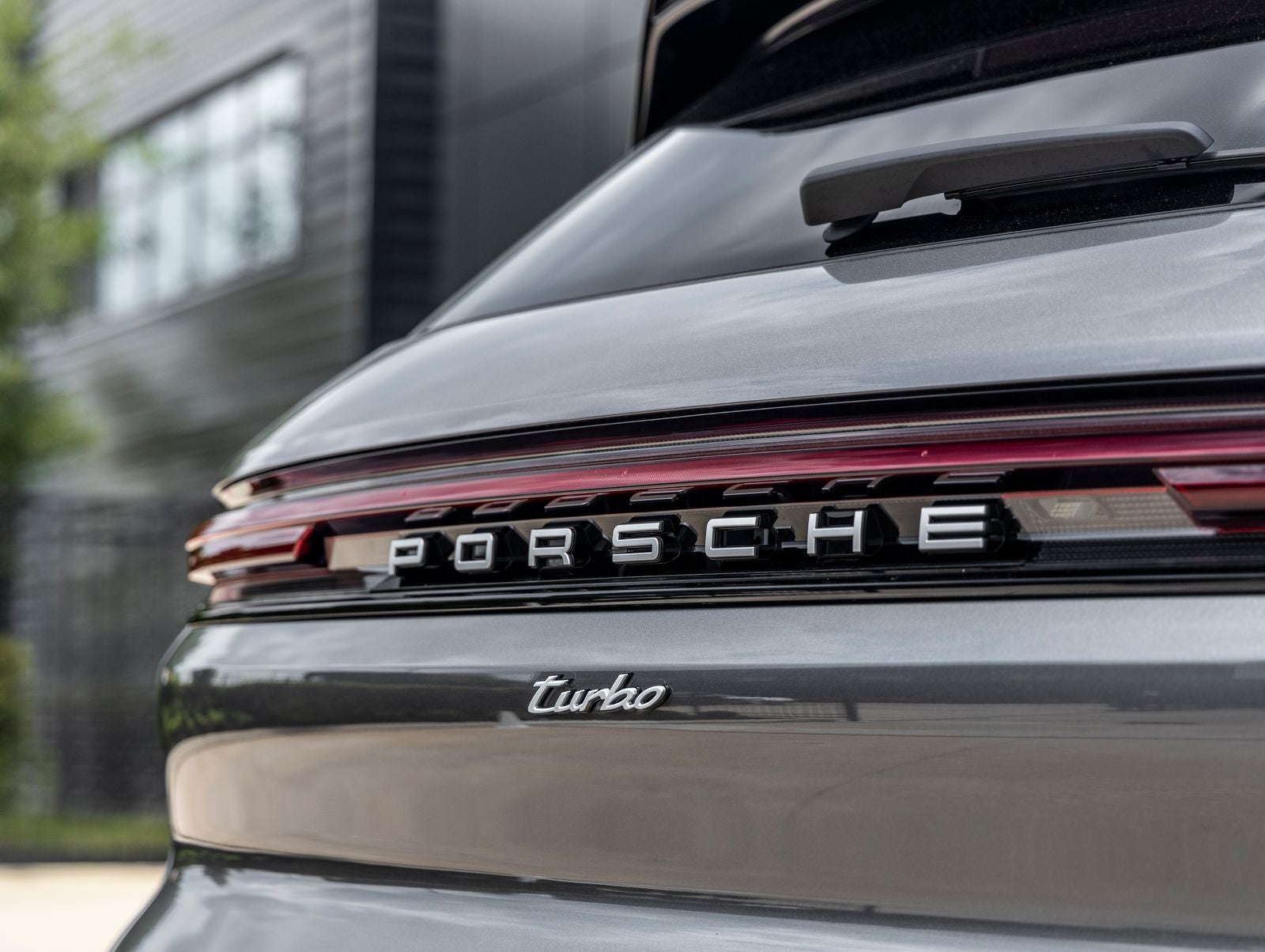 2025 Porsche Cayenne Turbo E-Hybrid