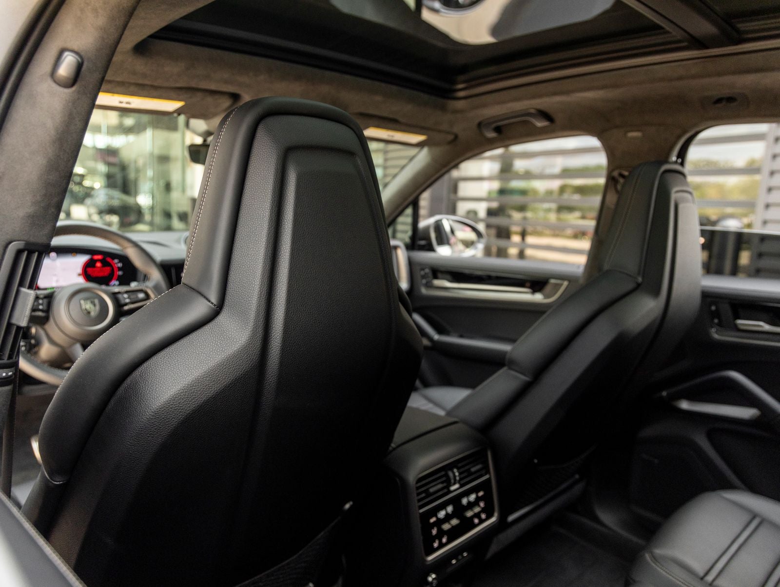 2025 Porsche Cayenne Turbo E-Hybrid