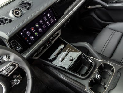 2025 Porsche Cayenne Turbo E-Hybrid