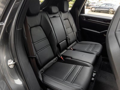 2025 Porsche Cayenne Turbo E-Hybrid