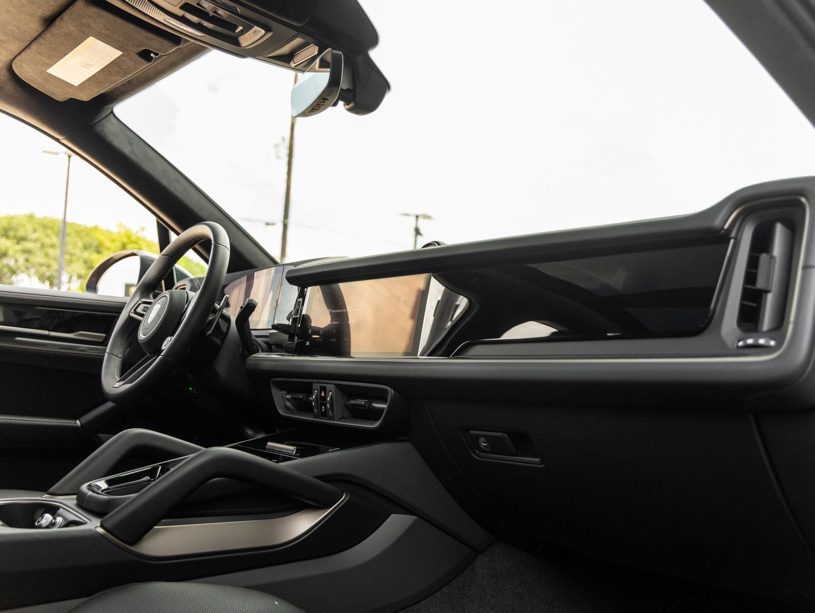 2025 Porsche Cayenne Turbo E-Hybrid