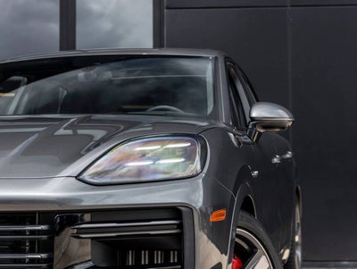 2025 Porsche Cayenne Turbo E-Hybrid