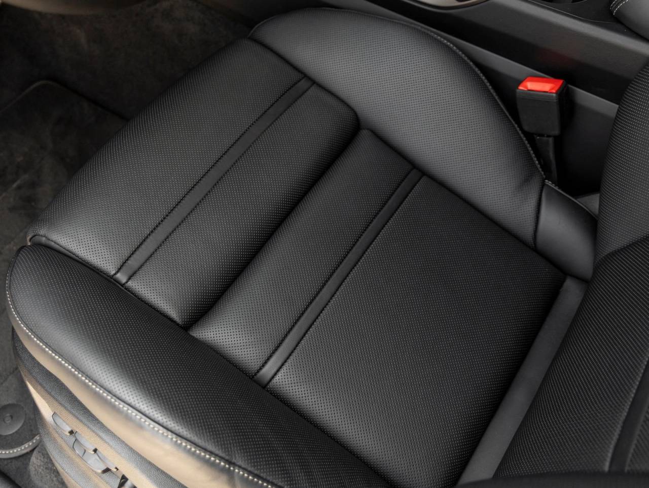2025 Porsche Cayenne Turbo E-Hybrid
