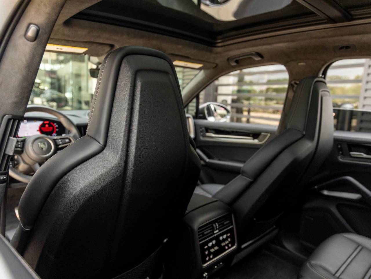 2025 Porsche Cayenne Turbo E-Hybrid