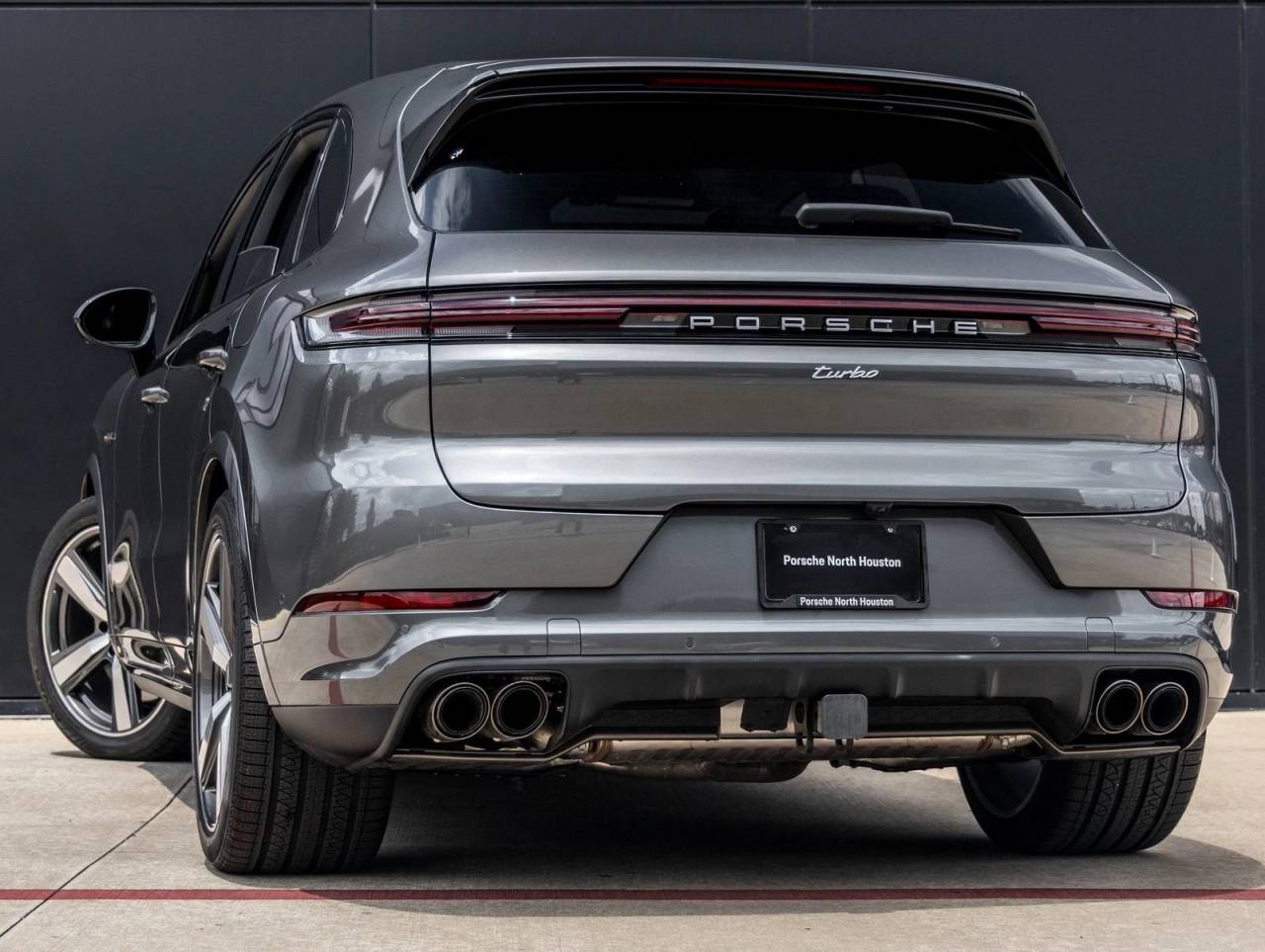 2025 Porsche Cayenne Turbo E-Hybrid
