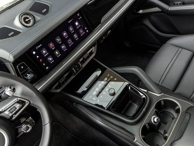 2025 Porsche Cayenne Turbo E-Hybrid