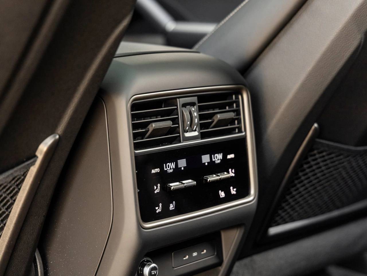 2025 Porsche Cayenne Turbo E-Hybrid