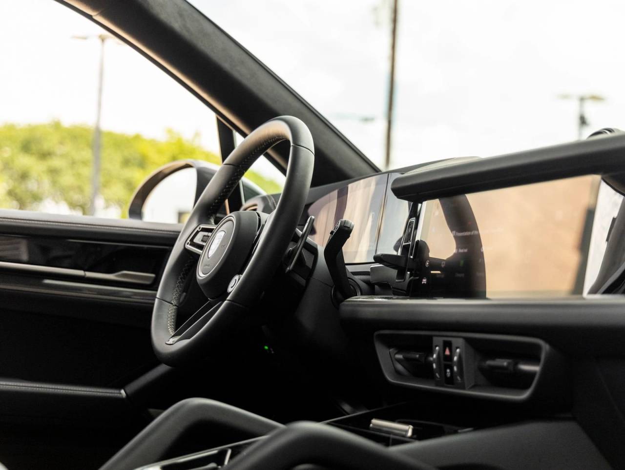 2025 Porsche Cayenne Turbo E-Hybrid