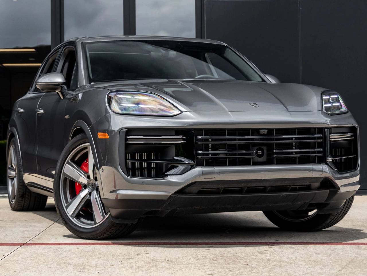 2025 Porsche Cayenne Turbo E-Hybrid