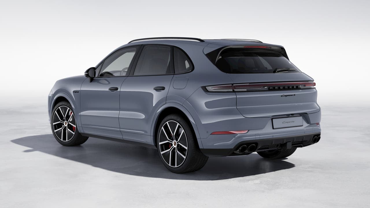 2024 Porsche Cayenne Cayenne S E-Hybrid (MY24)