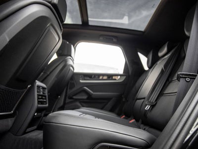 2026 Porsche Cayenne S E-Hybrid