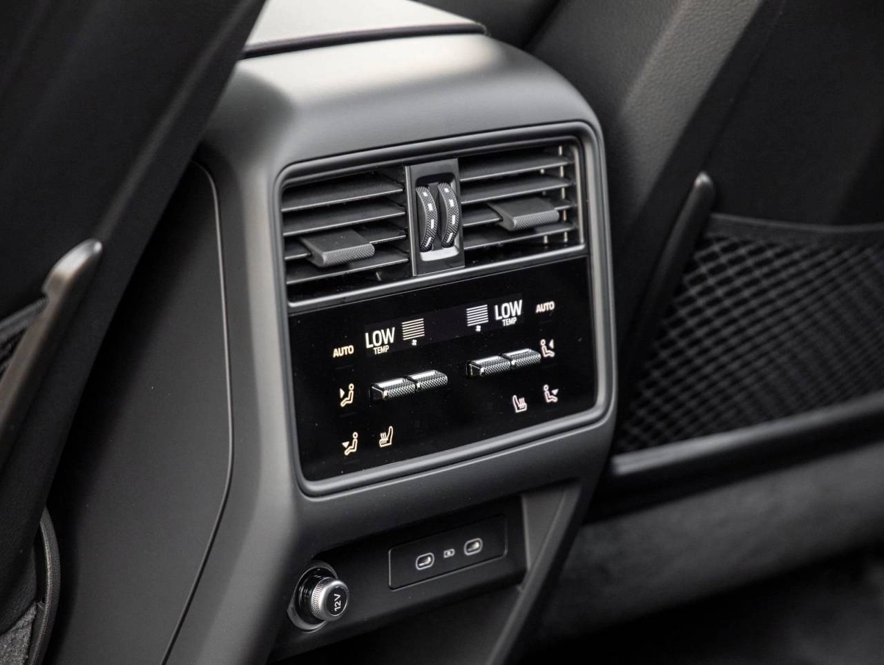 2026 Porsche Cayenne S E-Hybrid