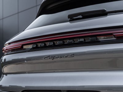 2025 Porsche Cayenne Cayenne S E-Hybrid
