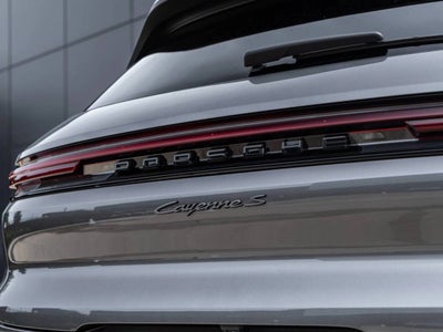 2025 Porsche Cayenne Cayenne S E-Hybrid