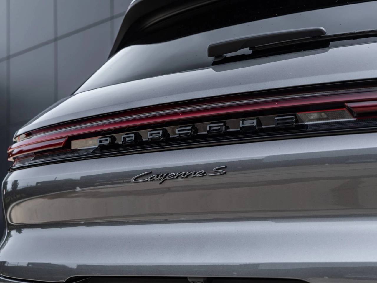 2025 Porsche Cayenne Cayenne S E-Hybrid