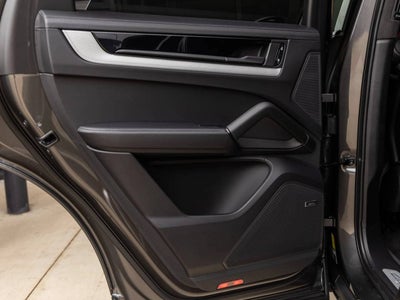 2025 Porsche Cayenne Cayenne S E-Hybrid