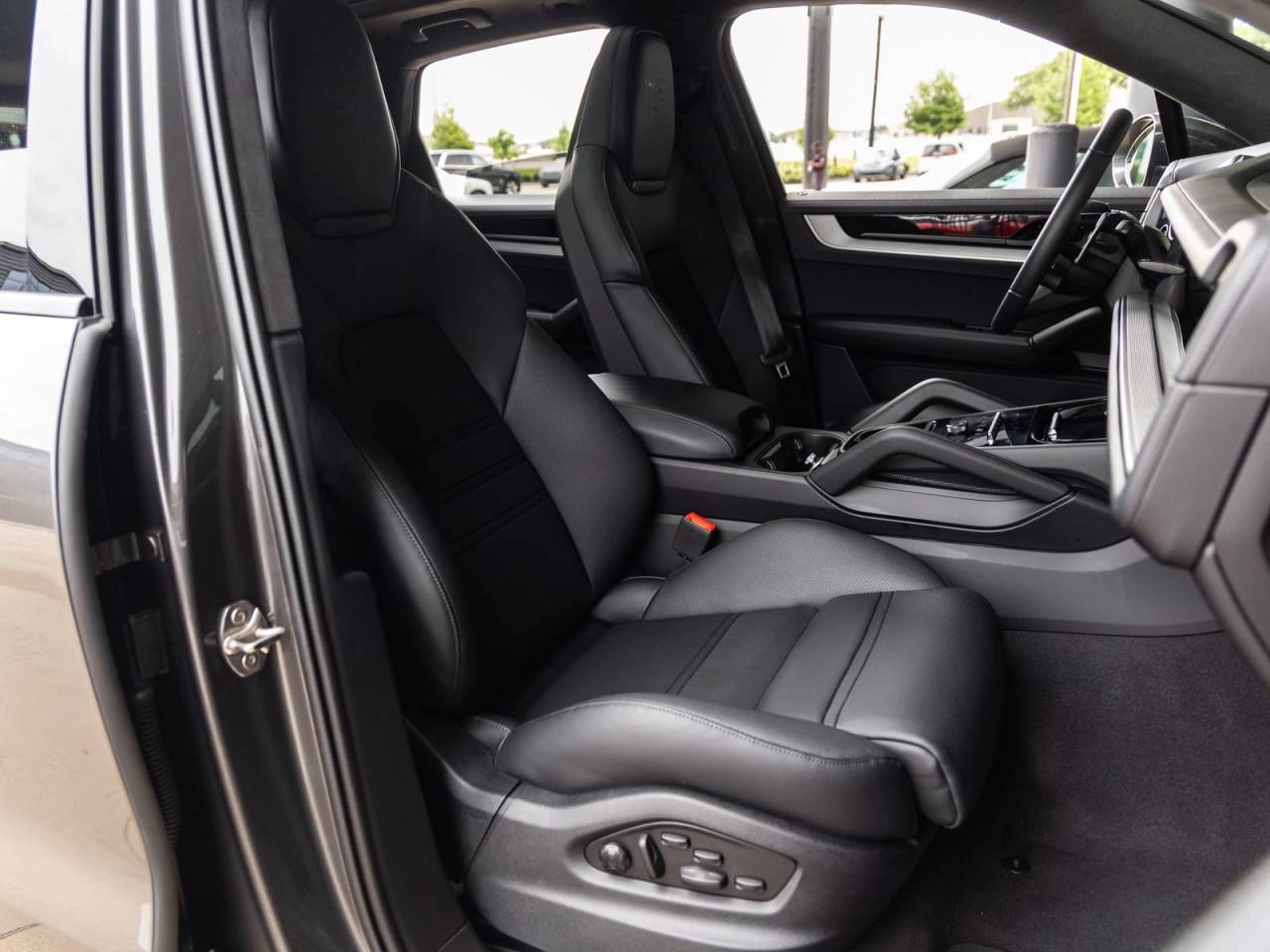 2025 Porsche Cayenne Cayenne S E-Hybrid