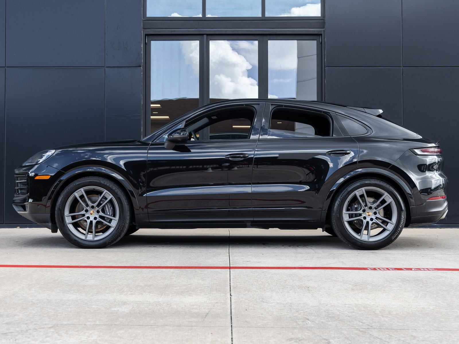 2024 Porsche Cayenne Coupe