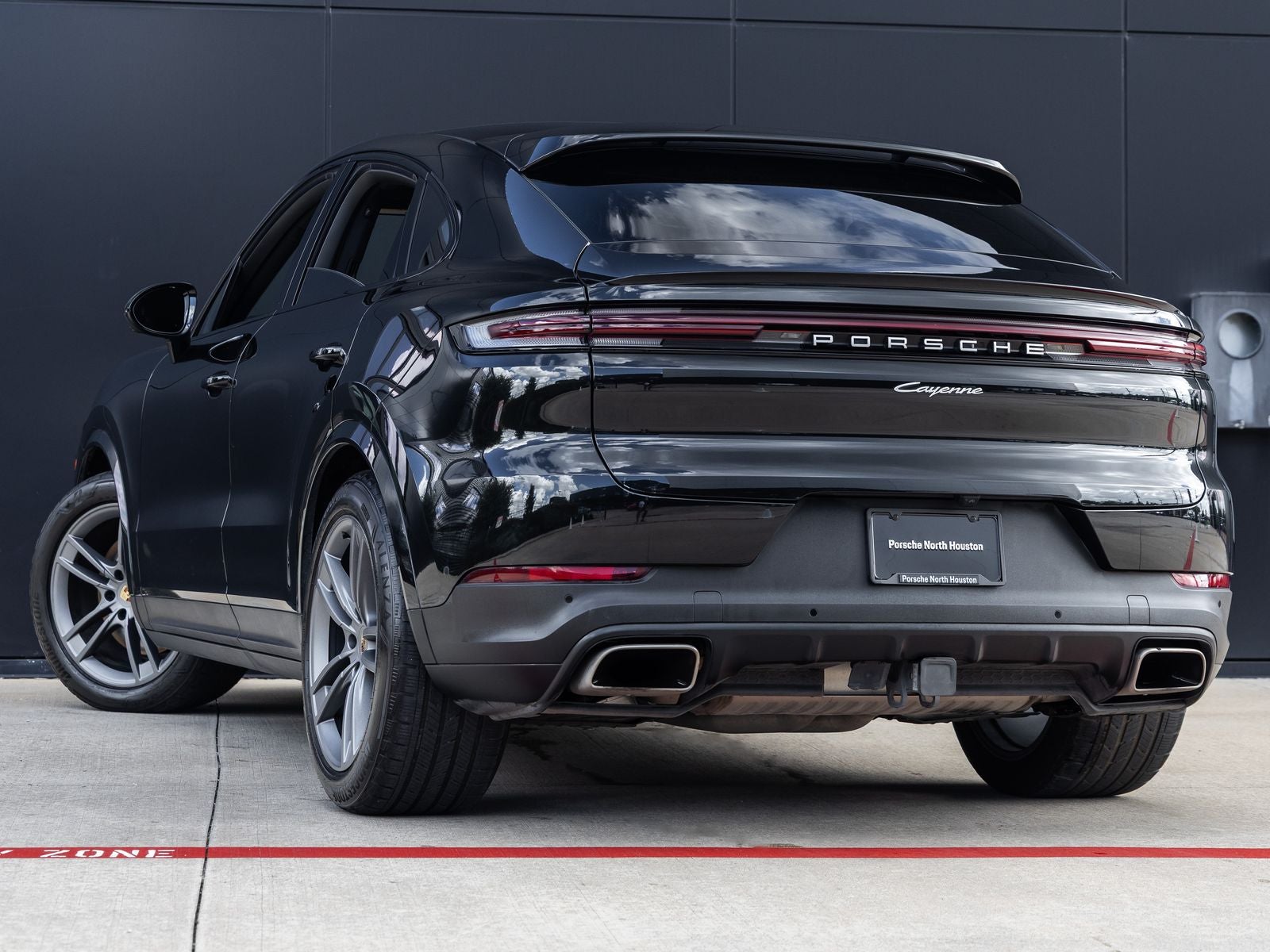 2024 Porsche Cayenne Coupe