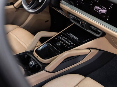 2024 Porsche Cayenne Coupe