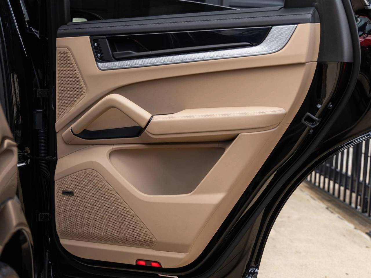 2024 Porsche Cayenne Coupe