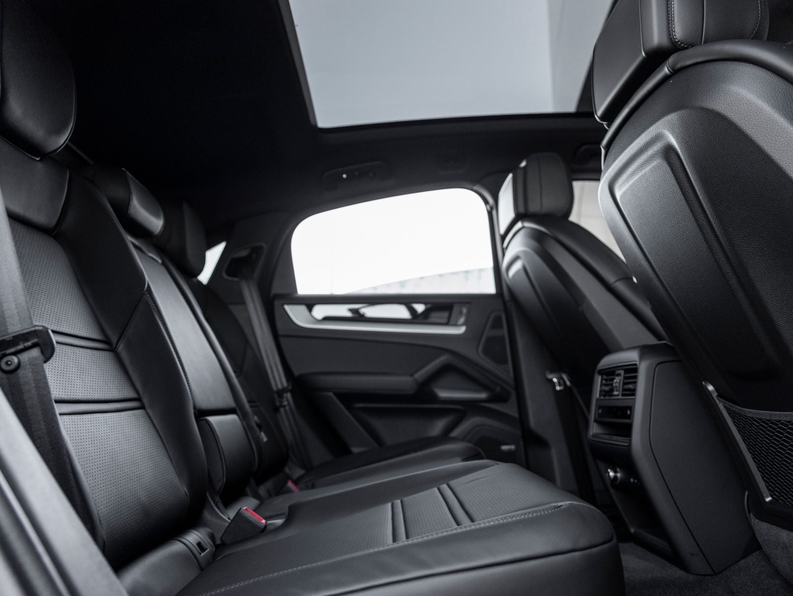 2026 Porsche Cayenne Coupe