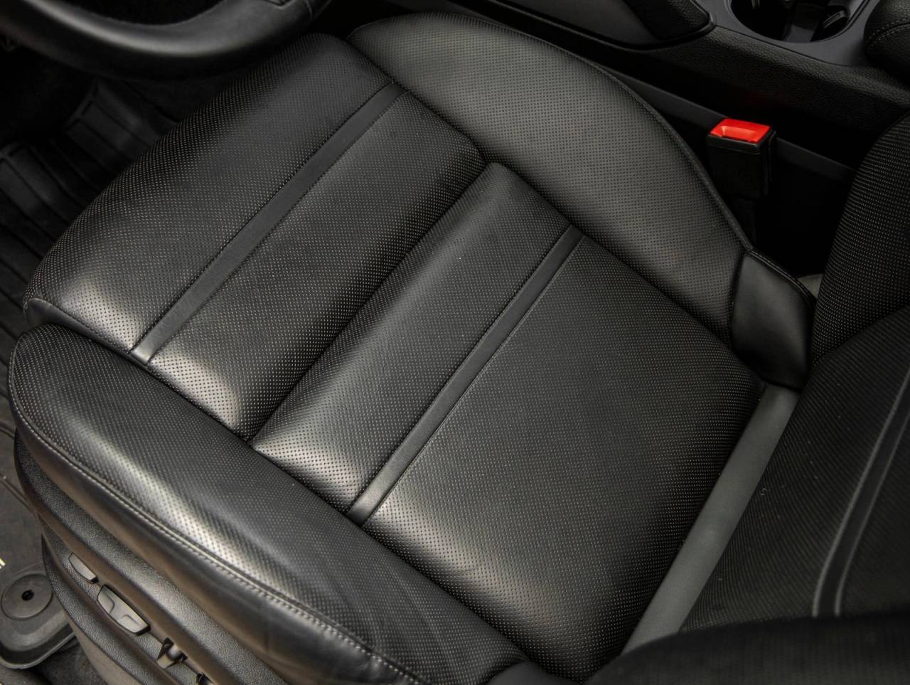 2024 Porsche Cayenne Coupe