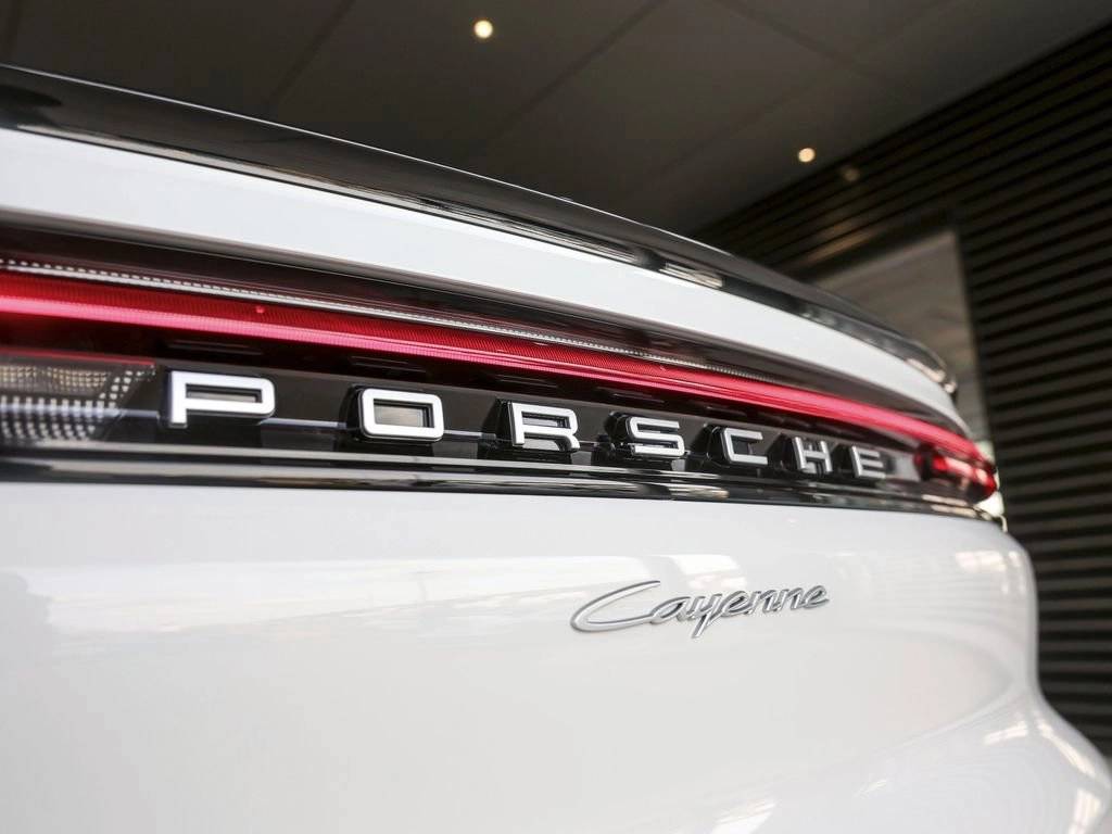 2025 Porsche Cayenne Coupe