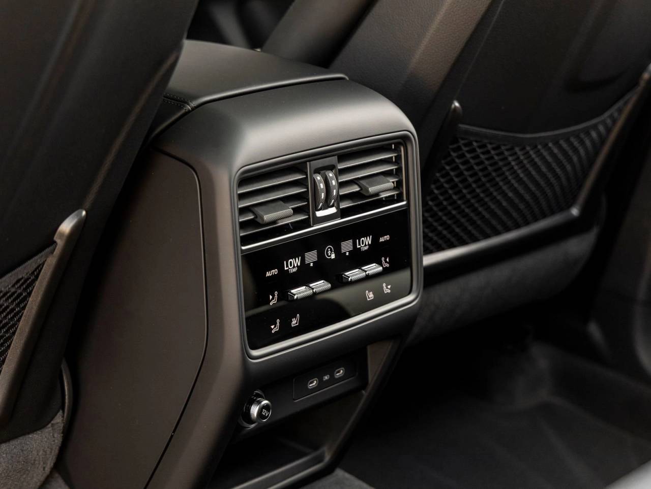 2026 Porsche Cayenne Coupe