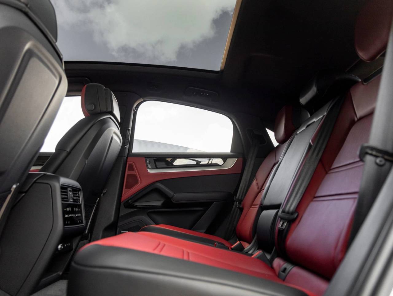 2026 Porsche Cayenne Cayenne Coupe
