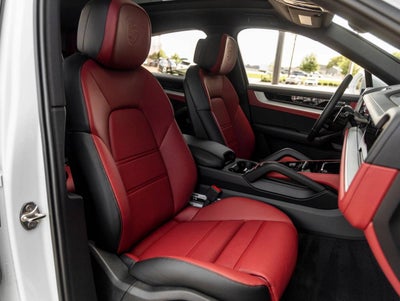 2026 Porsche Cayenne Cayenne Coupe
