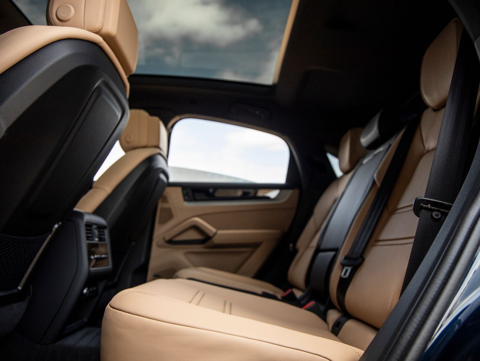 2026 Porsche Cayenne Coupe