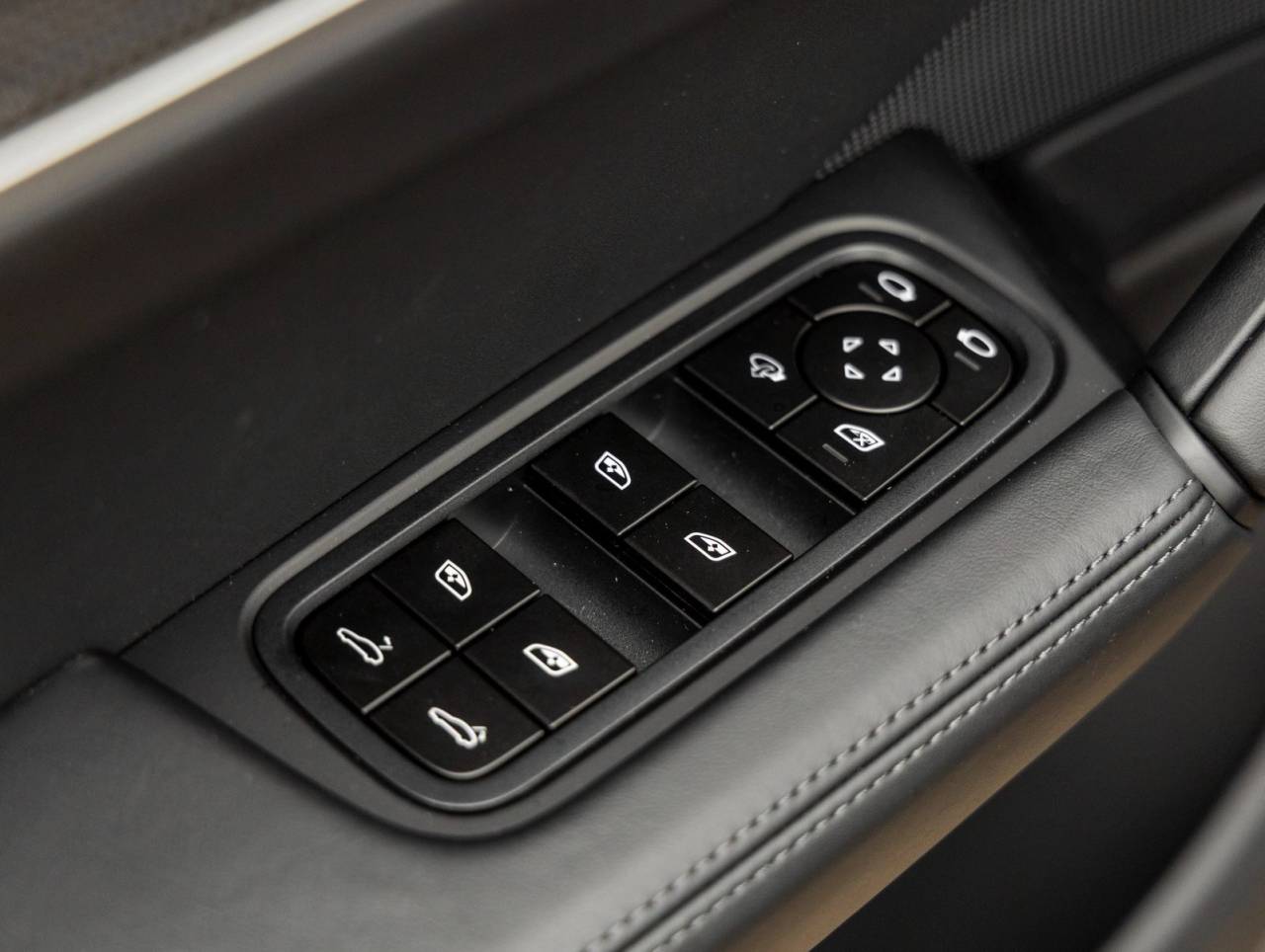 2026 Porsche Cayenne Coupe Cayenne Coupe