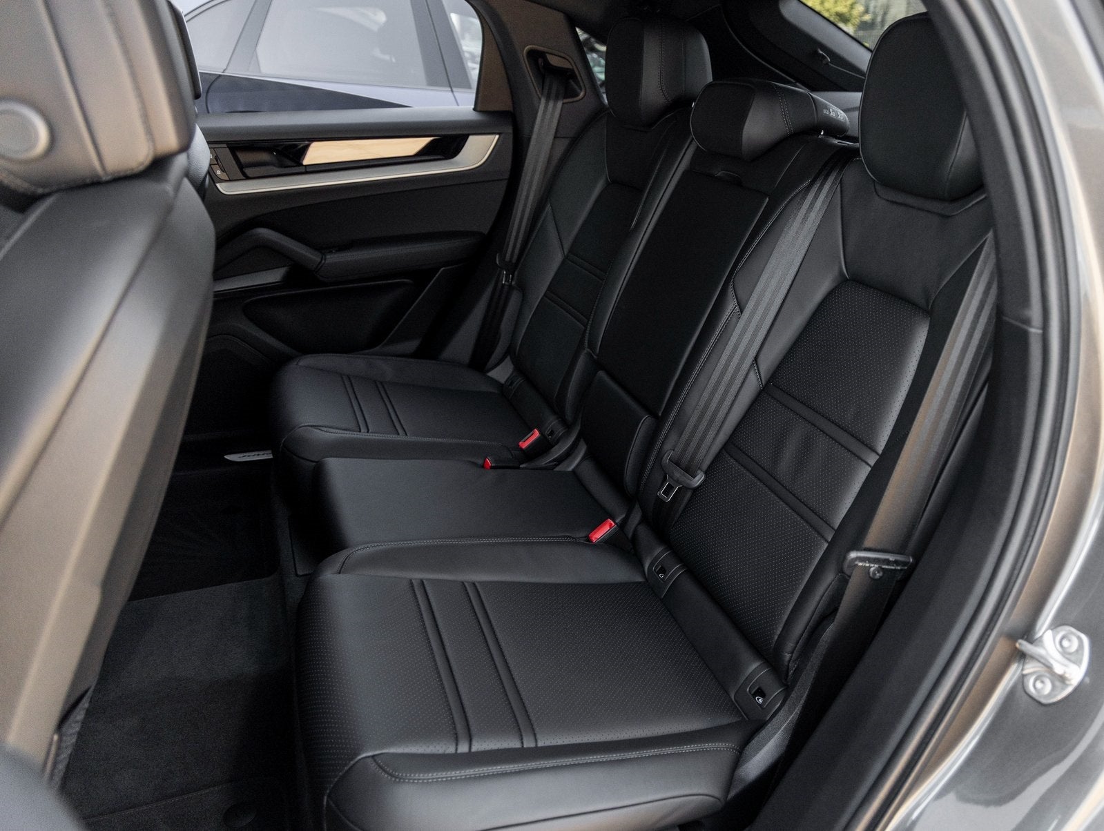 2026 Porsche Cayenne Coupe Cayenne Coupe