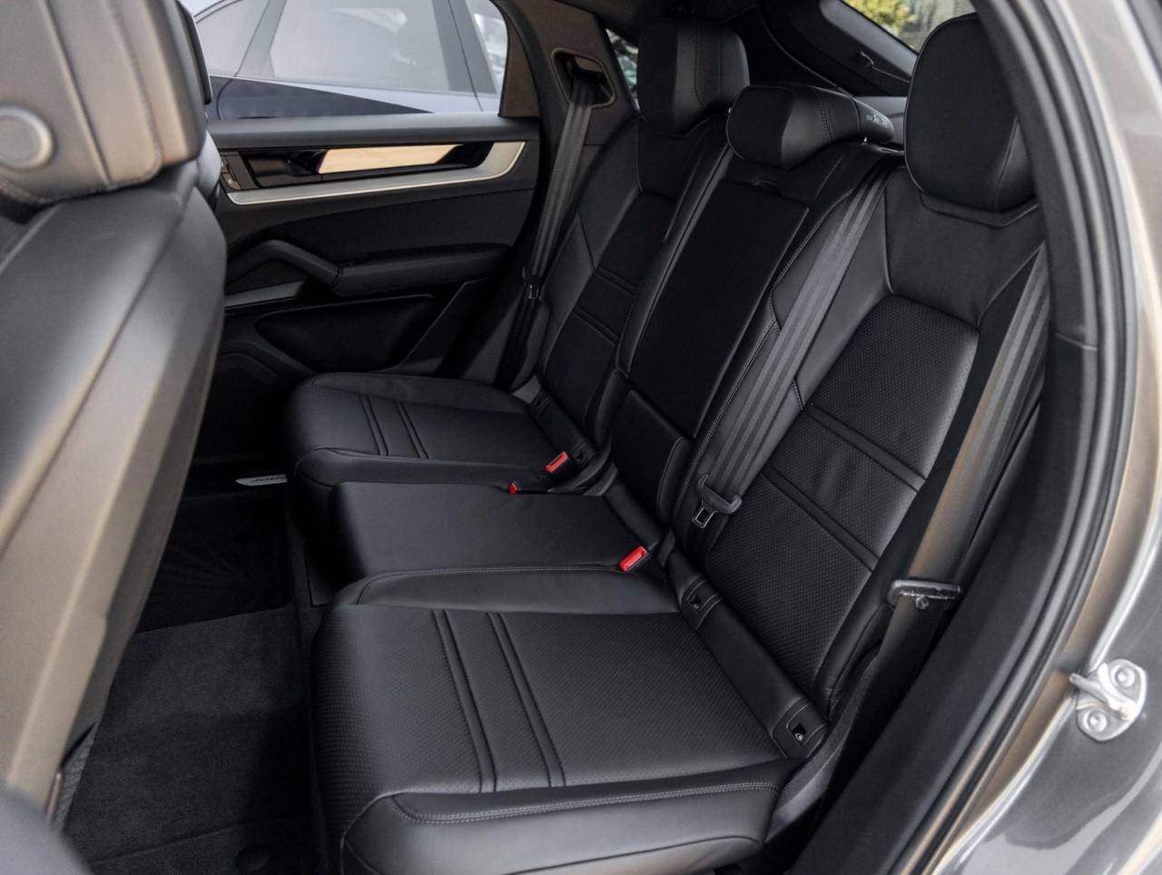 2026 Porsche Cayenne Coupe Cayenne Coupe