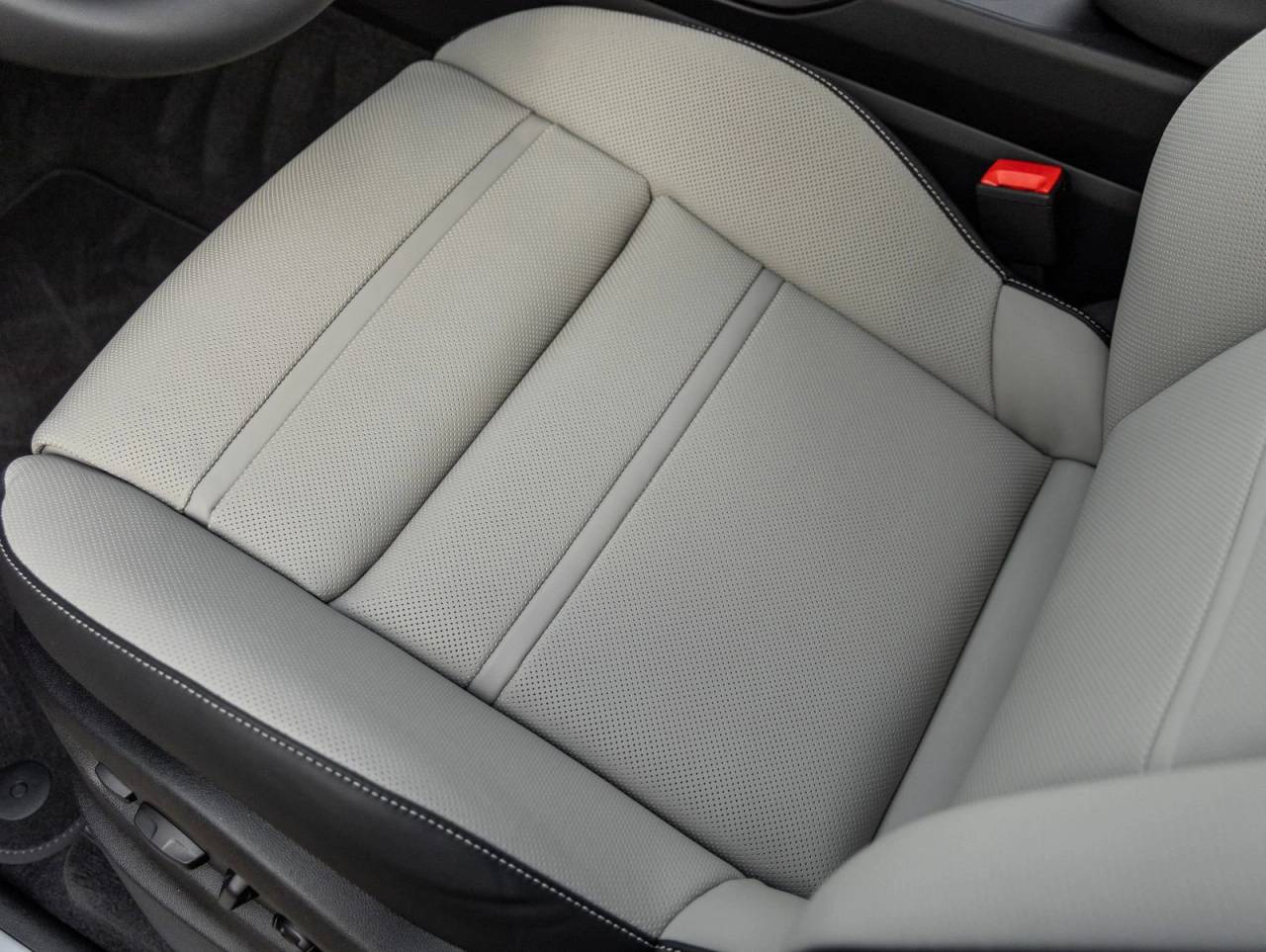 2026 Porsche Cayenne Coupe