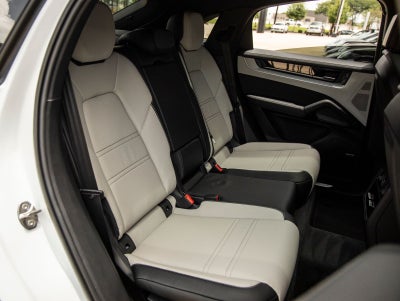 2026 Porsche Cayenne Cayenne Coupe