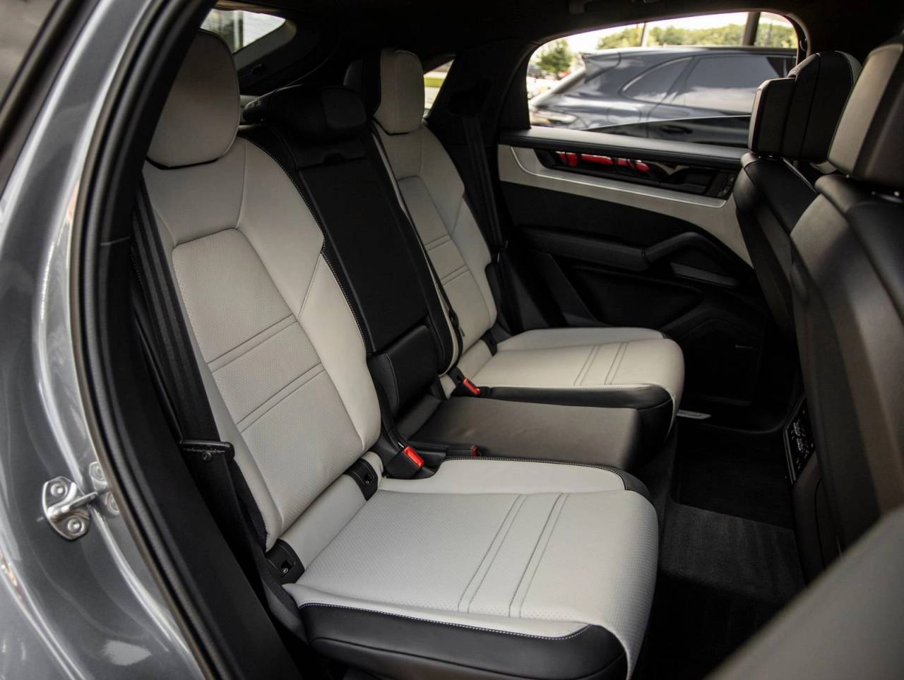 2026 Porsche Cayenne Cayenne Coupe