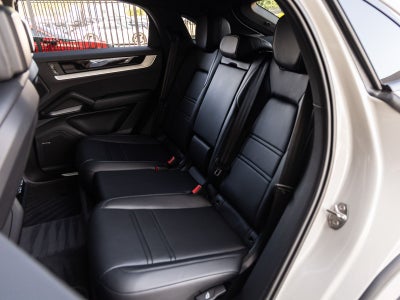 2026 Porsche Cayenne Cayenne Coupe