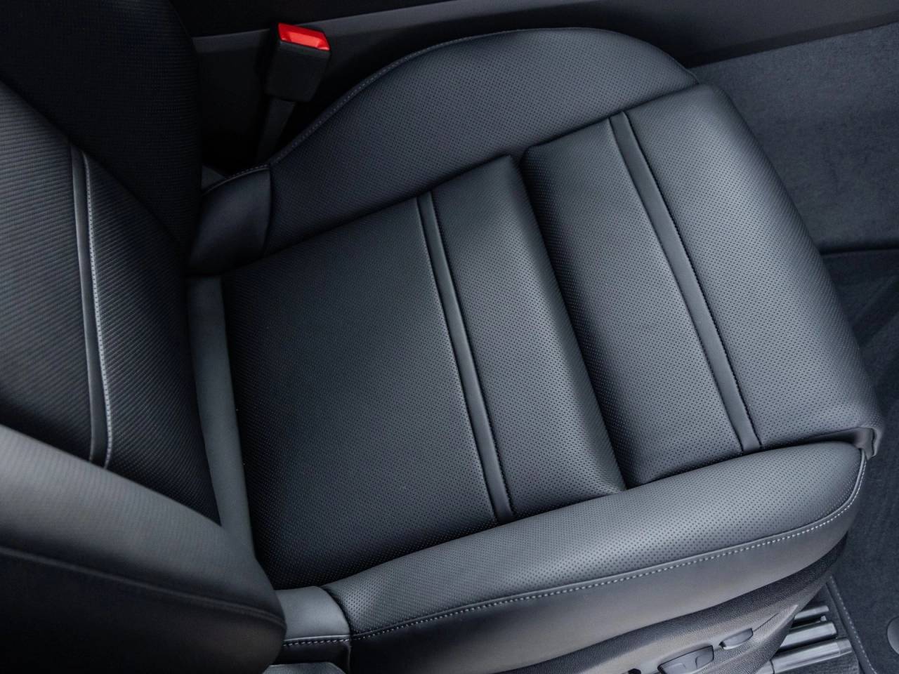 2026 Porsche Cayenne Coupe Cayenne Coupe